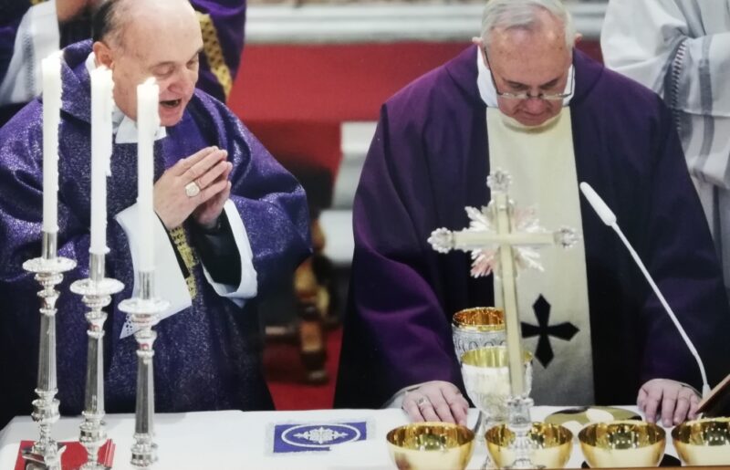 Pope Francis celebrates Ash Wednesday with our chalice palls