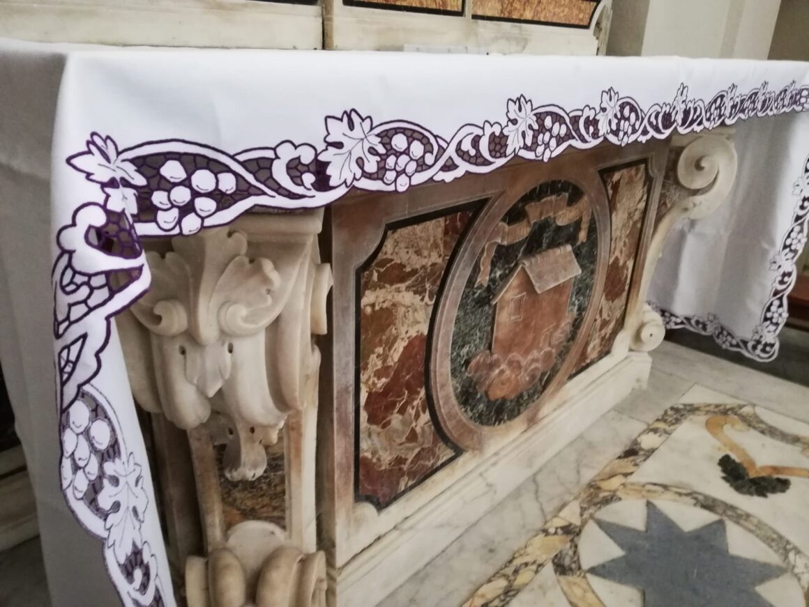 Tovaglia altare per quaresima e avvento